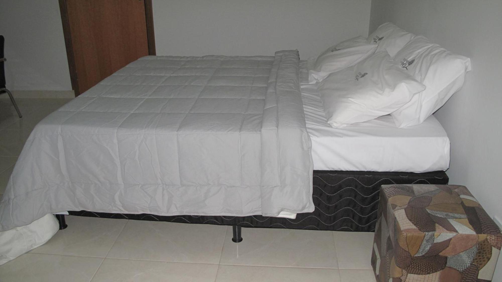 Pousada Flor Dos Ipes Trindade  Room photo