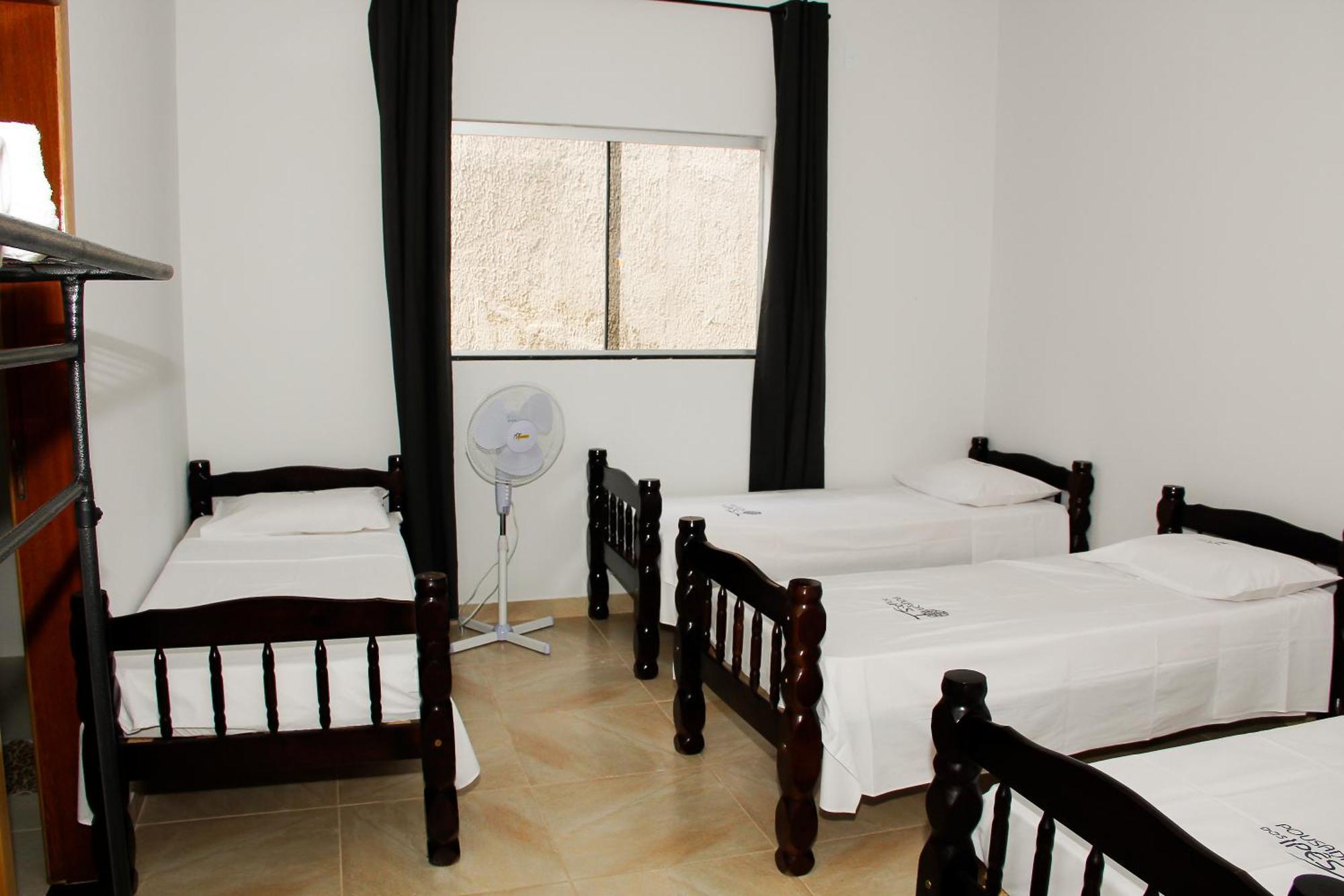 Pousada Flor Dos Ipes Trindade  Room photo